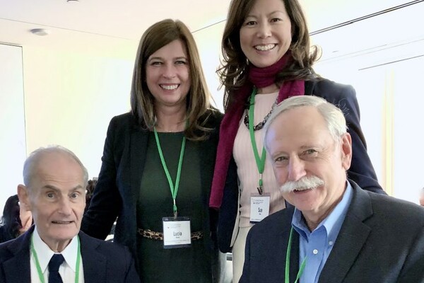 Dietitians Lucia Weiler and Sue Mah with Dr. David Jenkins and Dr. Walter Willett